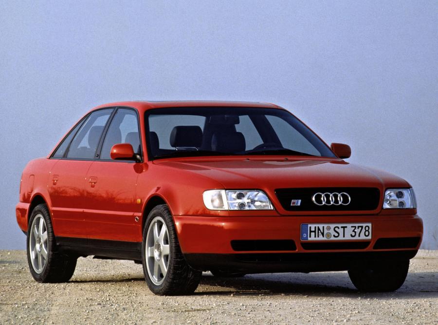  Audi S6 Plus (4A, C4) 1996 года  (фото 1 из 2)